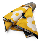 Retro Daisy print picnic blanket with mesh bag. Branded PACMAT